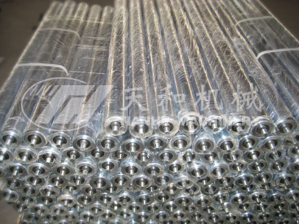 Lathe cutting roller